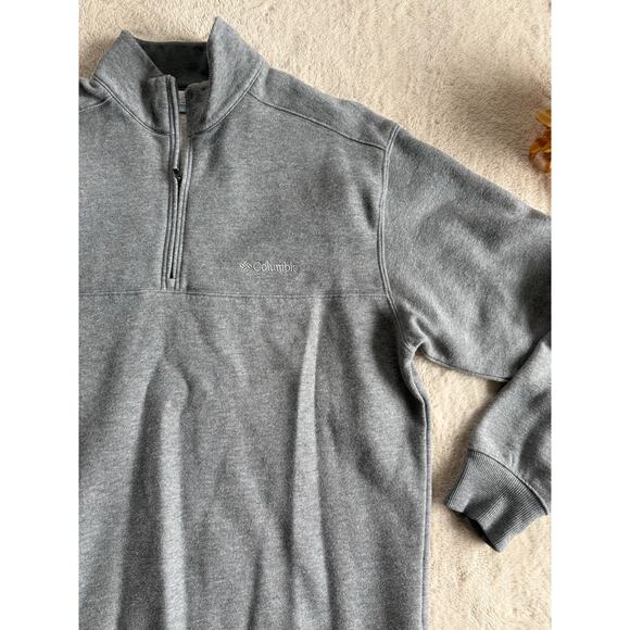 Columbia Gray Pullover 1/4 Zip Size M - Picture 3 of 5
